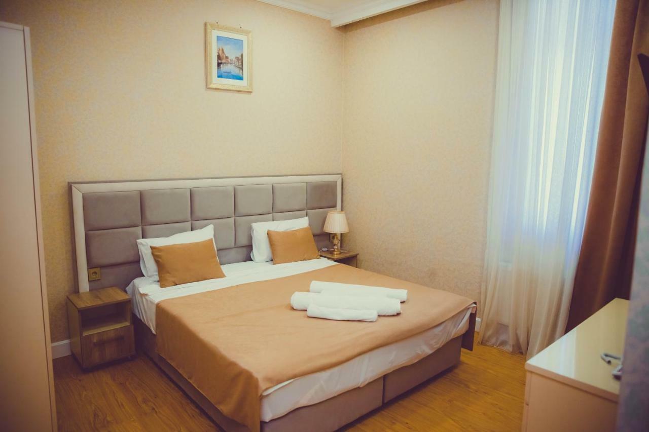 Eleon Hotel Baku Exterior photo